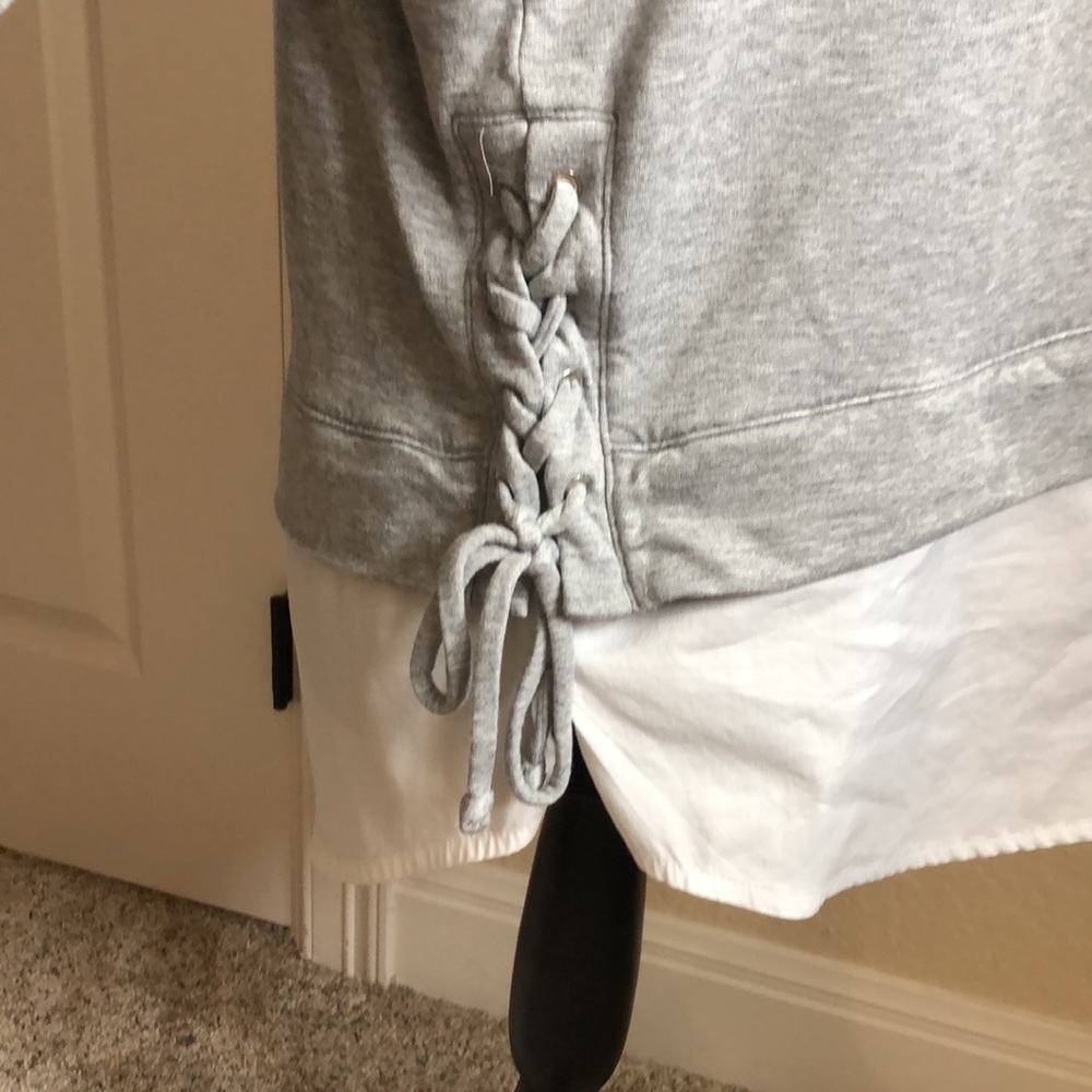 WHBM fleece sweater - Picture 3 of 6